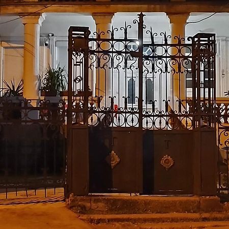 Guest House Prilep Bagian luar foto