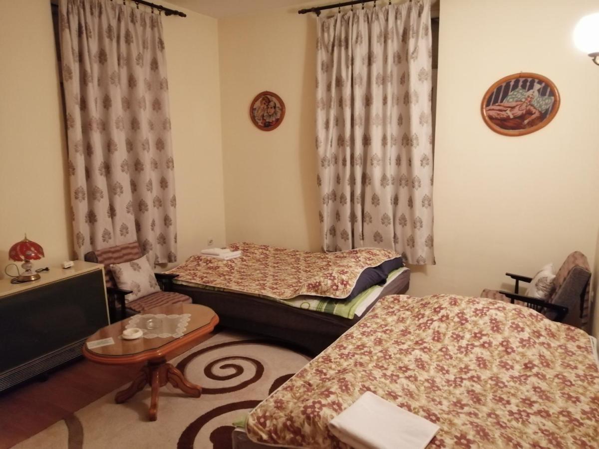 Guest House Prilep Bagian luar foto