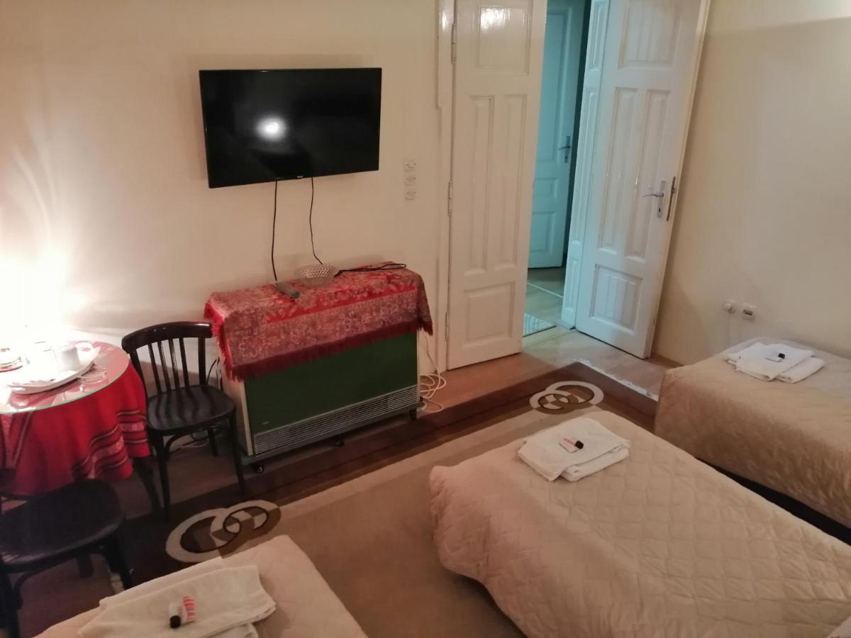 Guest House Prilep Bagian luar foto