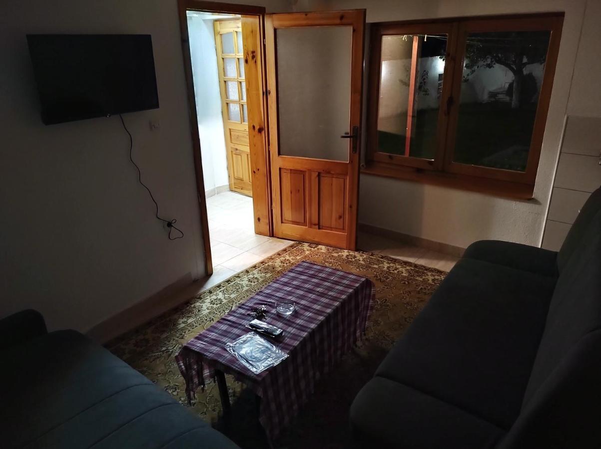 Guest House Prilep Bagian luar foto