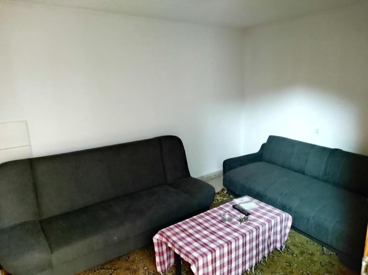 Guest House Prilep Bagian luar foto