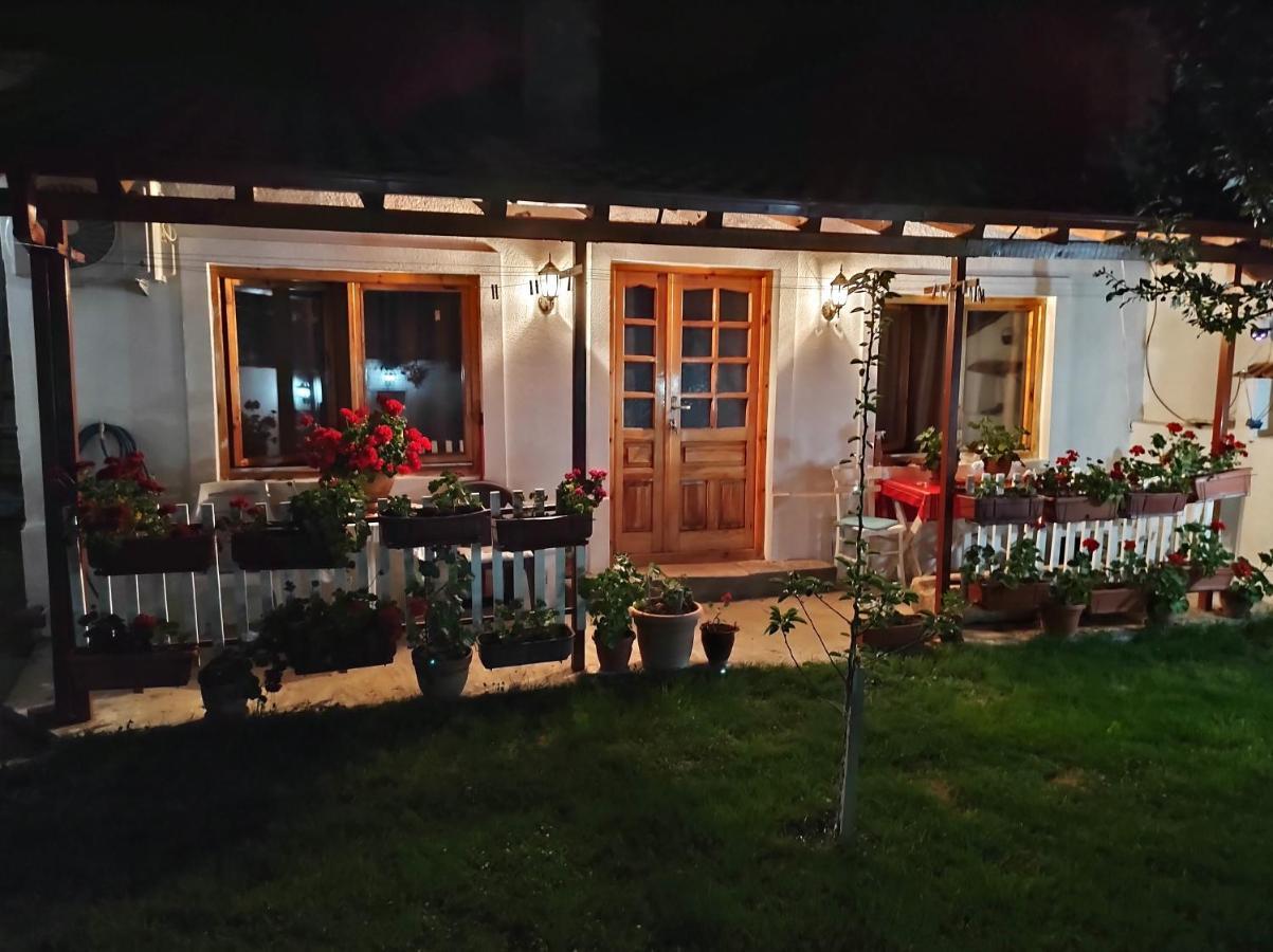 Guest House Prilep Bagian luar foto
